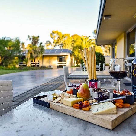 William Macintosh Motor Lodge Naracoorte Εξωτερικό φωτογραφία
