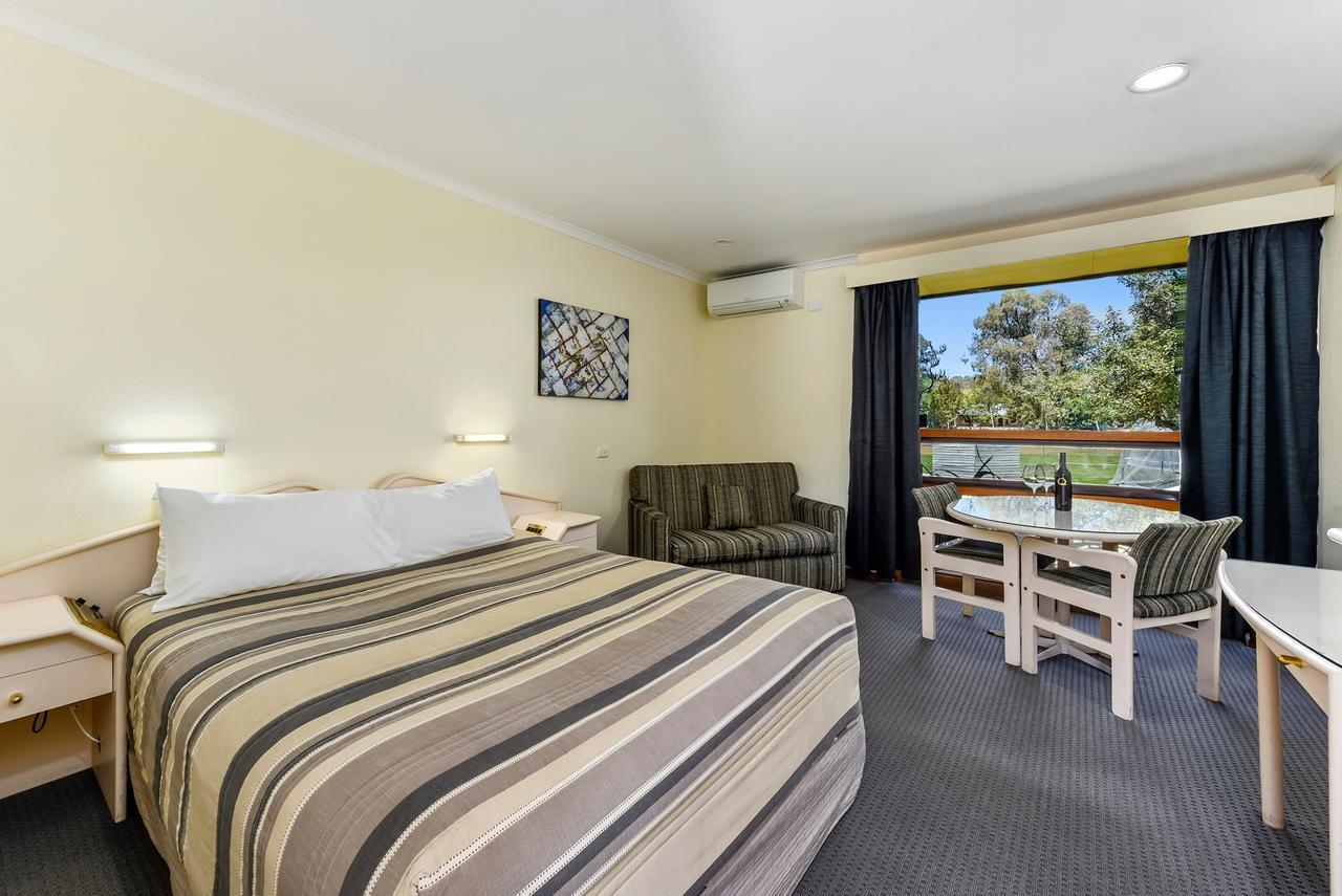 William Macintosh Motor Lodge Naracoorte Εξωτερικό φωτογραφία
