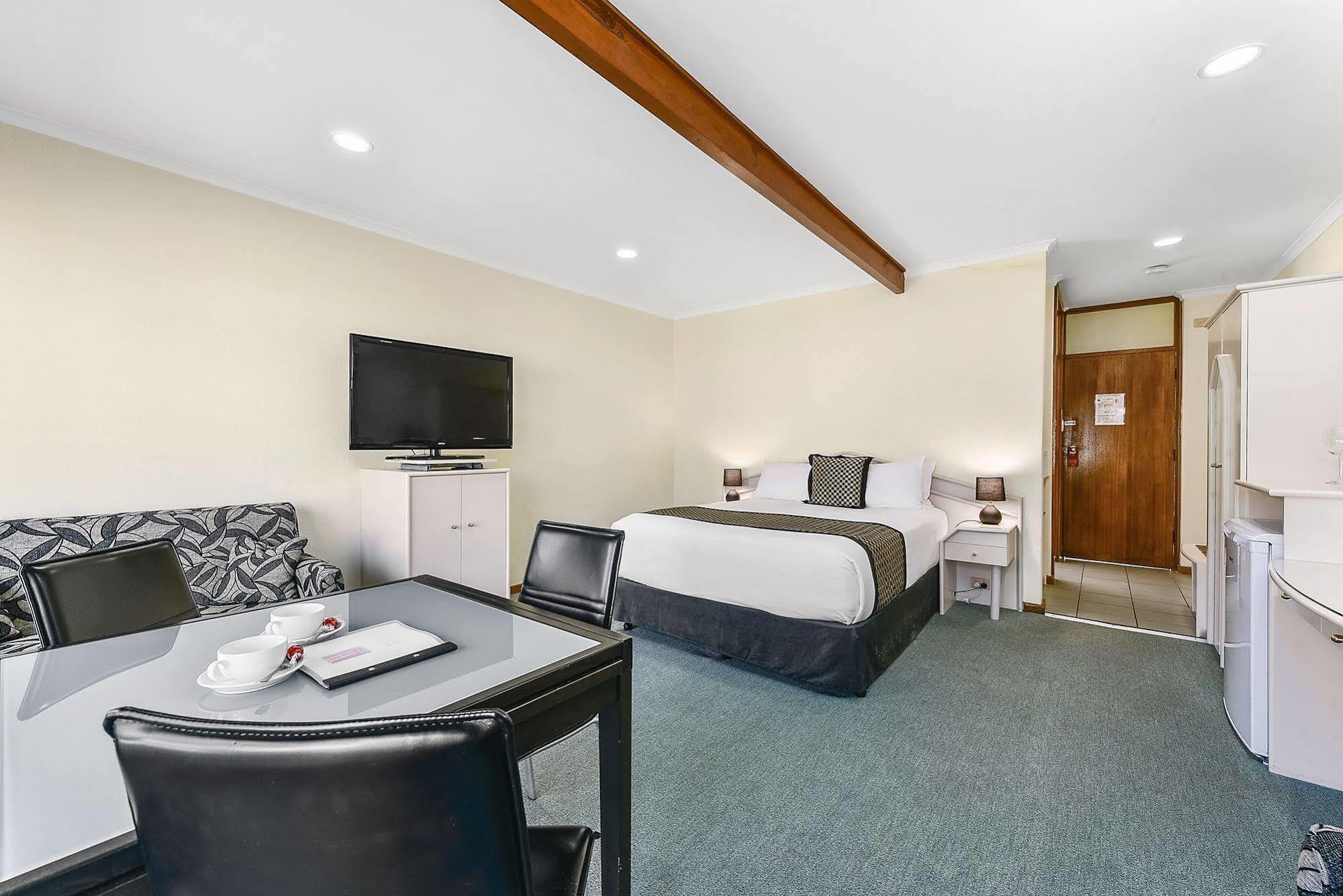 William Macintosh Motor Lodge Naracoorte Εξωτερικό φωτογραφία